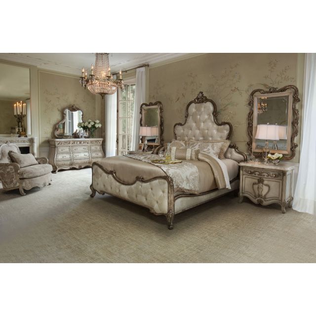 Aico Michael Amini Platine de Royale Panel Bedroom Set in Antique Platinum, Cal King