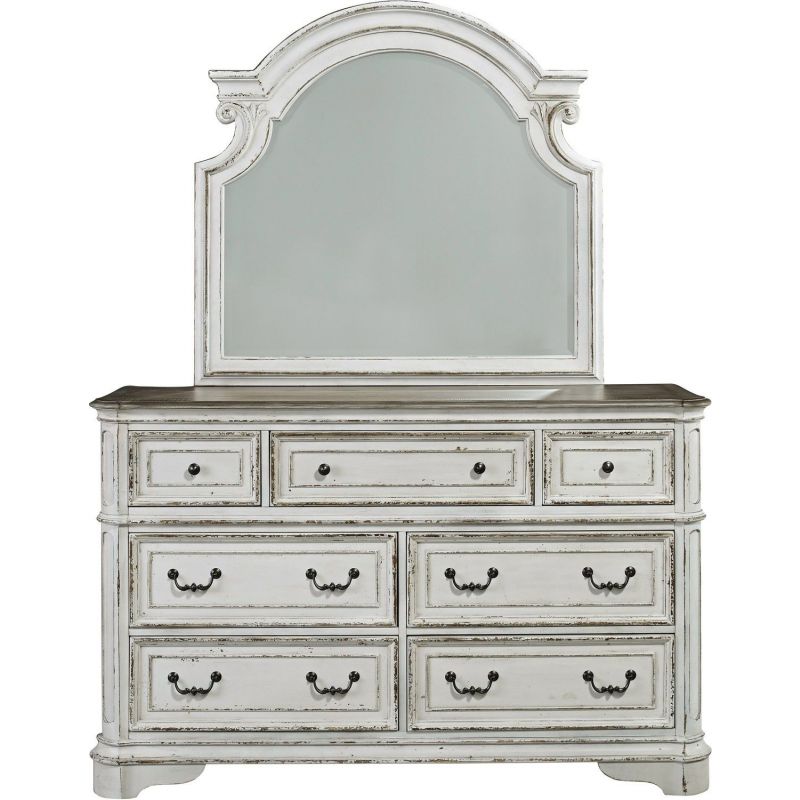 Liberty Furniture Magnolia Manor Dresser & Mirror