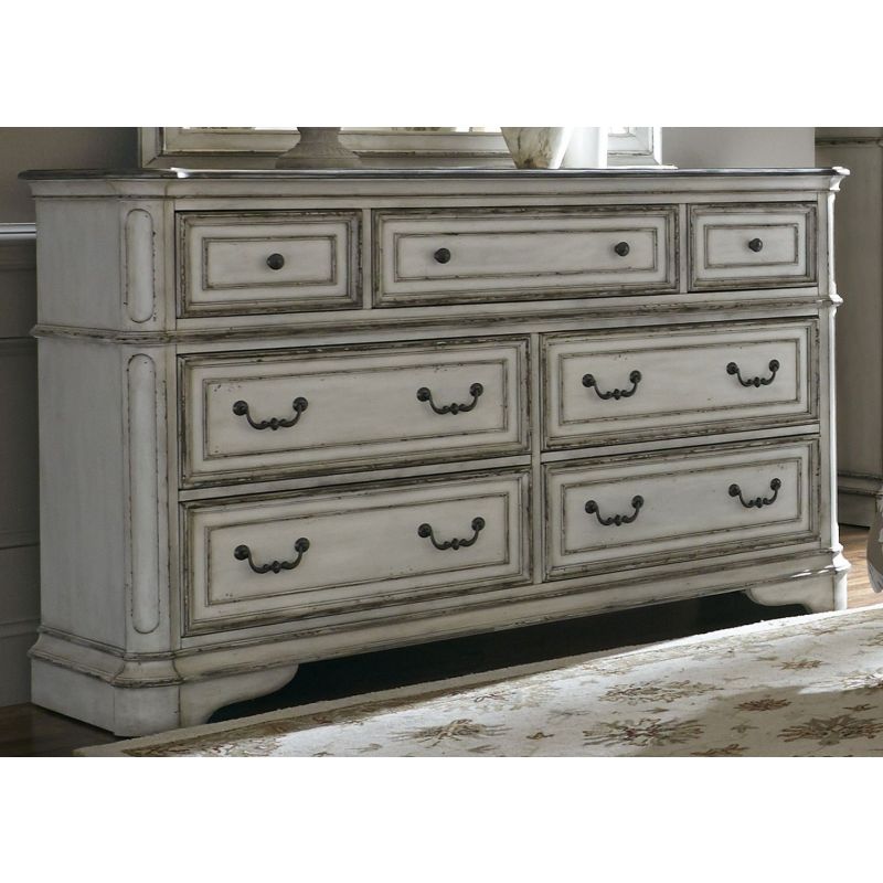Magnolia Manor 7 Drawer Dresser - Thumbnail 5