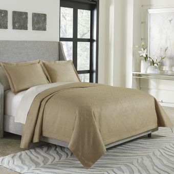 AICO Michael Amini Alton 3pc King Bed Throw Set, Gold