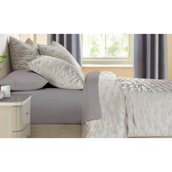 AICO Michael Amini Messina 4pc King Quilt Set - Platinum