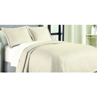 AICO Michael Amini Potenza 3pc Queen Bed Throw Set - Pearl