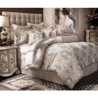 AICO Michael Amini Sycamore Grove 10pc King Comforter Set, Silver