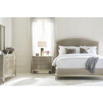 Caracole Classic Rise To The Occasion Bedroom Set, Queen