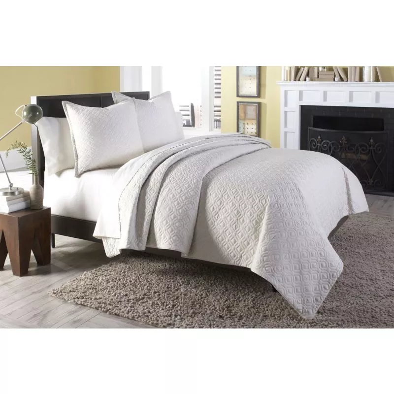 AICO Michael Amini Taylor Coverlet - Thumbnail 4